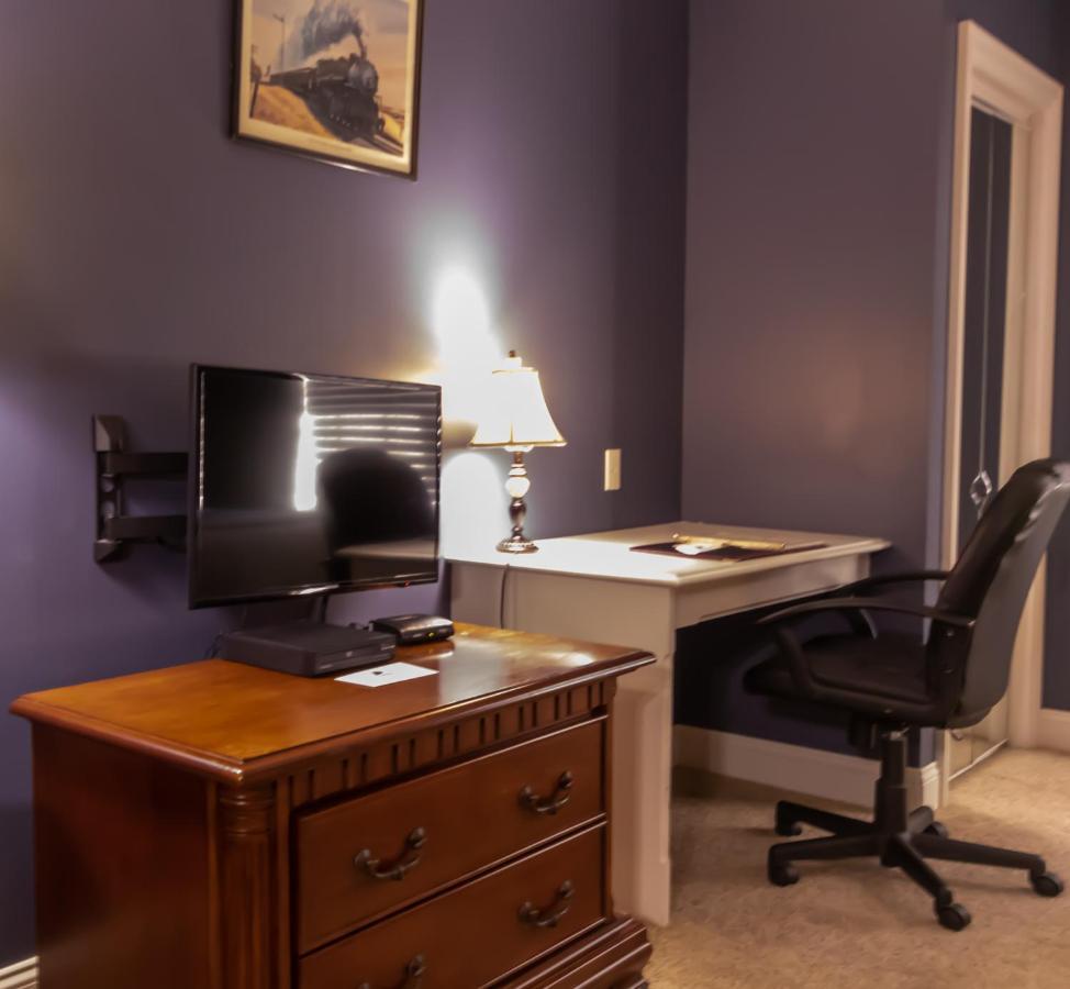 La Plata Depot Inn & Suites מראה חיצוני תמונה