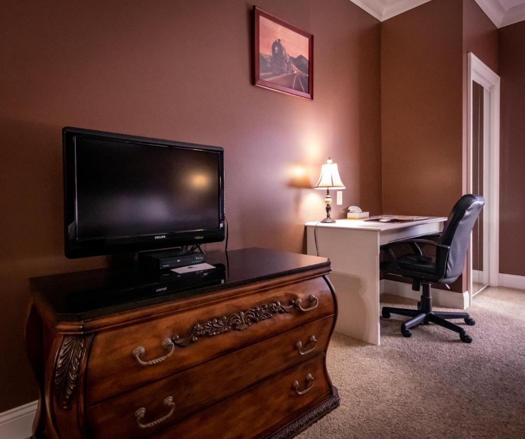 La Plata Depot Inn & Suites מראה חיצוני תמונה
