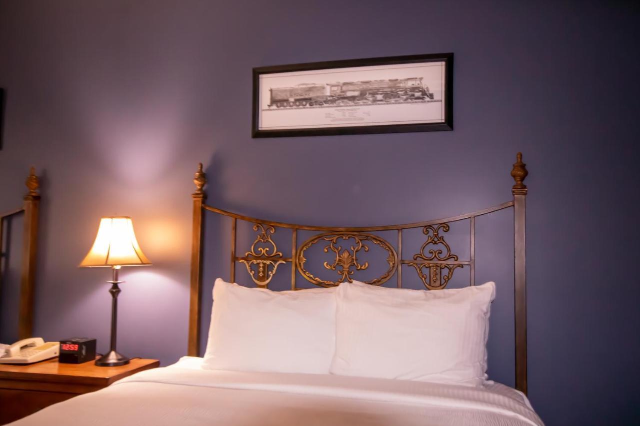 La Plata Depot Inn & Suites מראה חיצוני תמונה