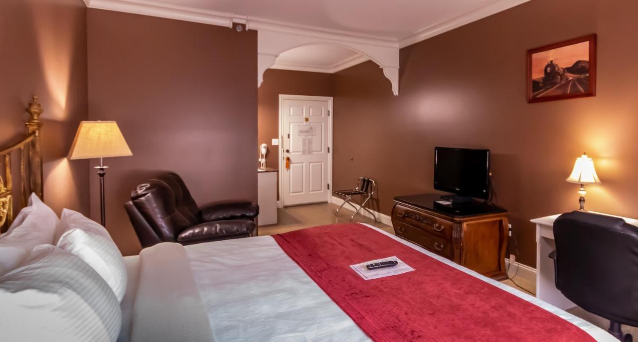 La Plata Depot Inn & Suites מראה חיצוני תמונה